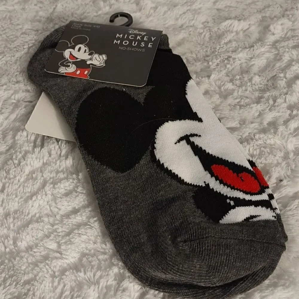Disney Mickey Mouse Women's No Shows Socks